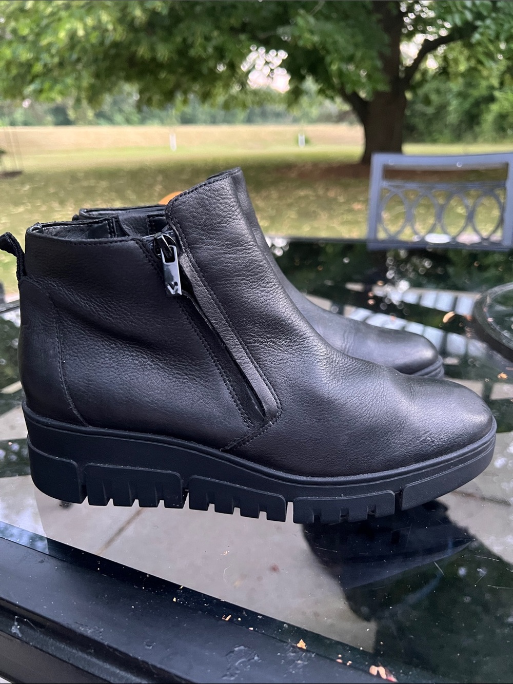 Vionic Black Leather Uptown Sur Ankle Boots sz 8.5